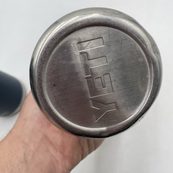 Lot Of 2 YETI Rambler Water Bottle Green Blue 26oz Insulated SEE PICS - Picture 13 of 16